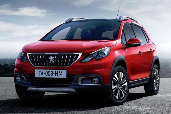 Обновленная модификация компактного кроссовера Peugeot 2008 фото 11