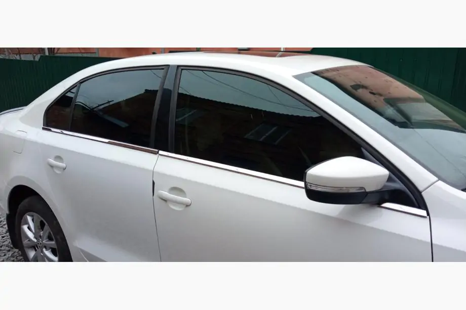 Volkswagen Jetta 2011-2018 гг. Нижние молдинги окон нержавейка (6 шт) OmsaLine - Черный Хром Фото 1