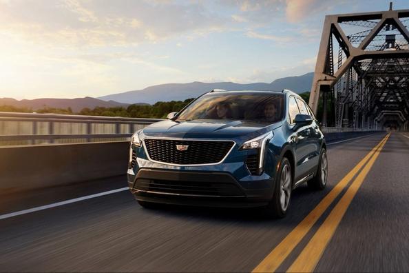 Люксовый компактный кроссовер Cadillac XT4