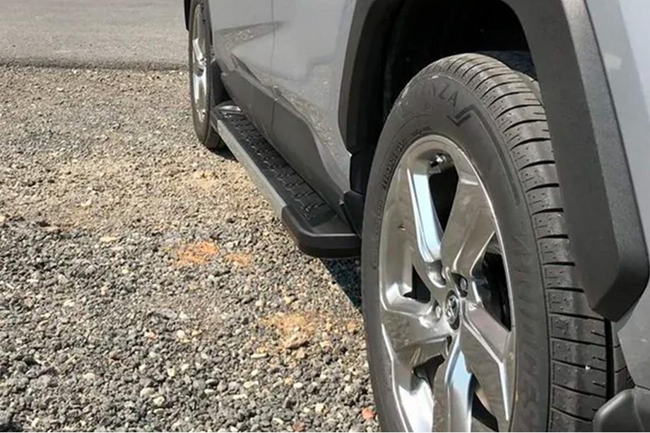 Toyota Rav 4 2019–2025 гг. Боковые пороги RedLine V1 (2 шт., алюминий) Image