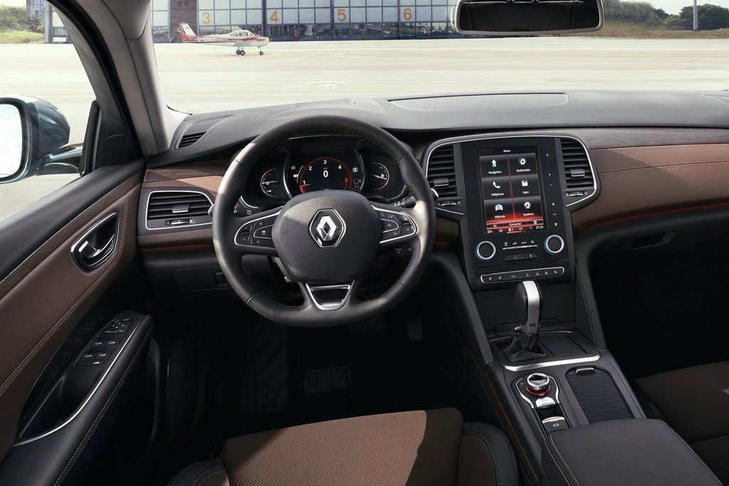 Обзор среднеразмерного седана Renault Talisman