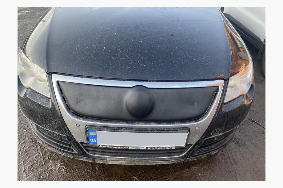 Volkswagen Passat B6 2006-2012 гг. Зимняя накладка на решетку радиатора (верхняя) Фото 2