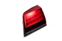 Lexus LX570/450d 2008-2022 гг. Задний правый фонарь на крышке багажника Б/У (1шт, 2008-2012) фото 3