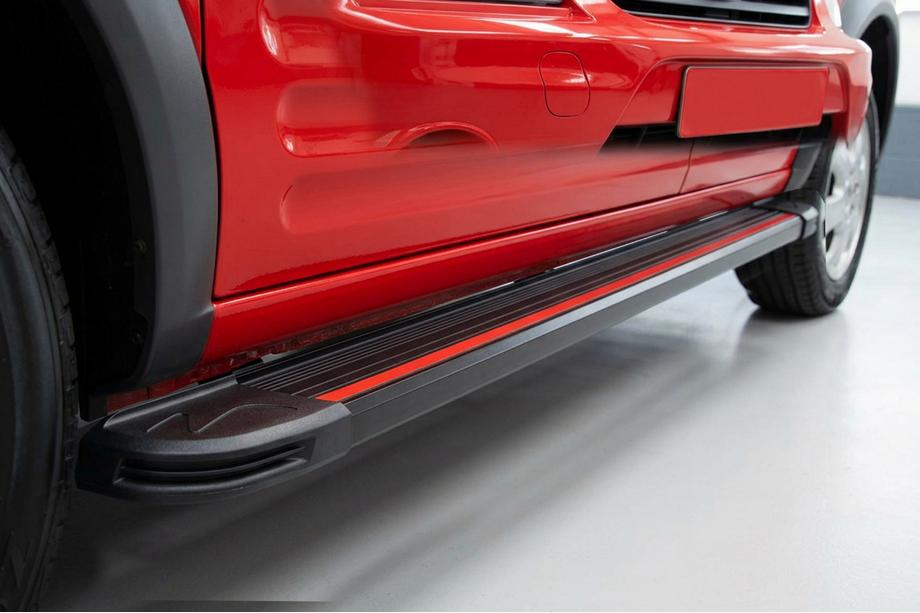 Ford Connect 2002–2006 гг. Боковые Подножки Maya Red (2 шт., Алюминий) Image