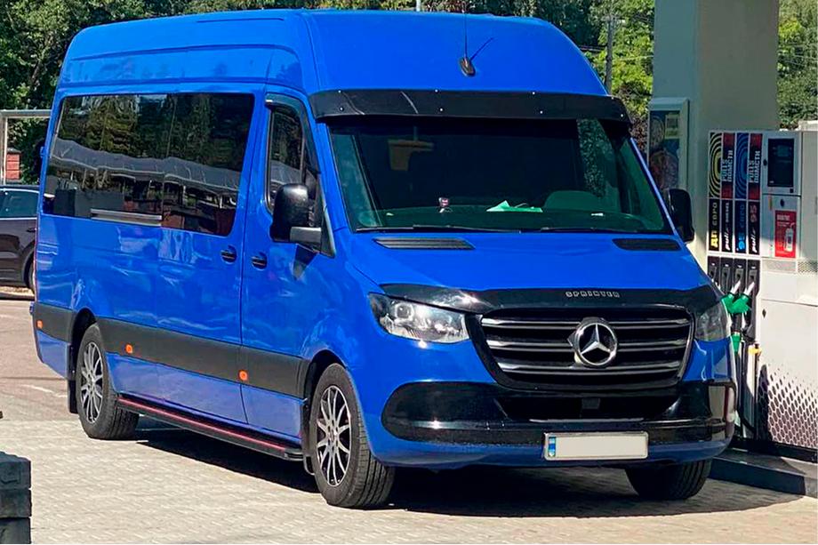 Mercedes Sprinter W907/W910 2018- гг. Боковые Подножки Maya Red (2 шт., Алюминий) Long/ExtraLong Фото 2