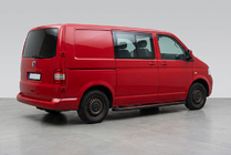 Volkswagen T5 Transporter 2003-2010 гг. Боковые Подножки Maya Red (2 шт., Алюминий) Короткая База фото 1