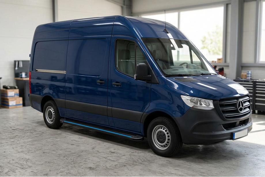 Mercedes Sprinter W907/W910 2018- гг. Боковые Подножки Maya Blue (2 шт., Алюминий) Image