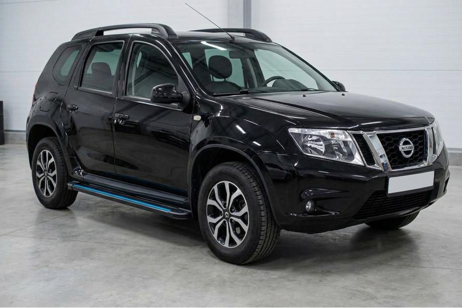Nissan Terrano 2014- гг. Боковые Подножки Maya Blue (2 шт., Алюминий) Фото 1