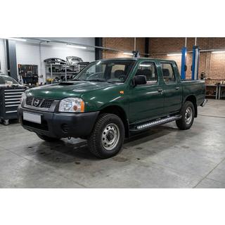 Боковые пороги New Vision Black (2 шт., алюминий) Nissan NP300 1999-2015 гг. фото 1