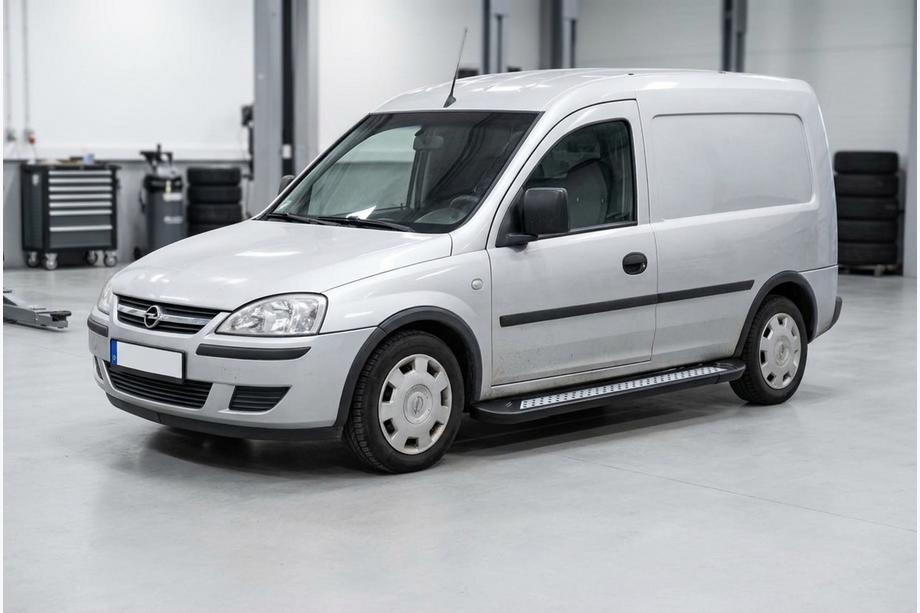 Opel Combo 2002–2012 гг. Боковые пороги New Vision Black (2 шт., алюминий) Фото 1