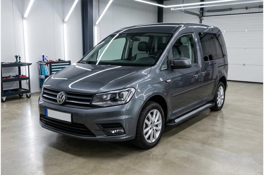 Volkswagen Caddy 2015-2020 гг. Боковые пороги New Vision Black (2 шт., алюминий) Макси база Image