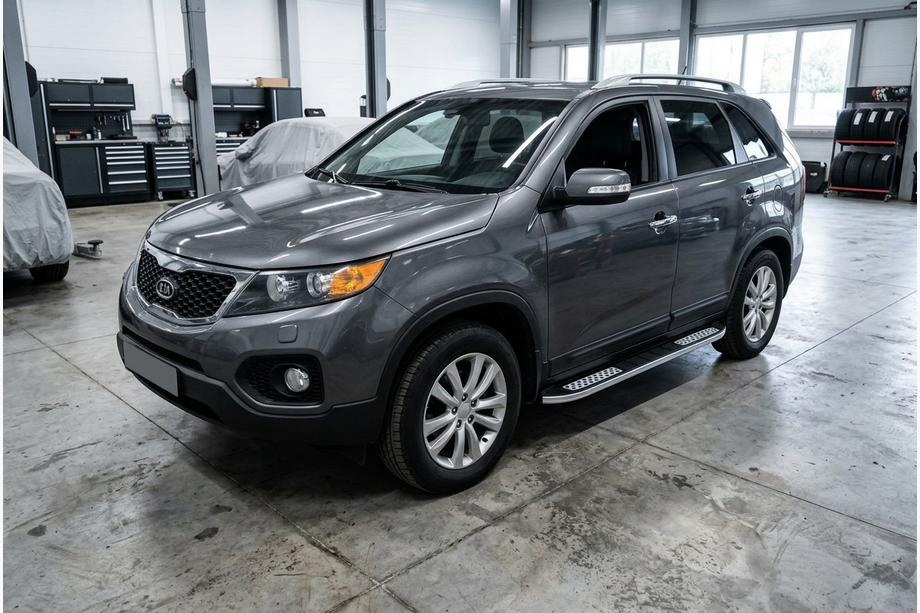 Kia Sorento II XM 2009-2014 гг. Боковые Подножки Tayga V2 (2 шт., Алюминий) 2010-2013 Image