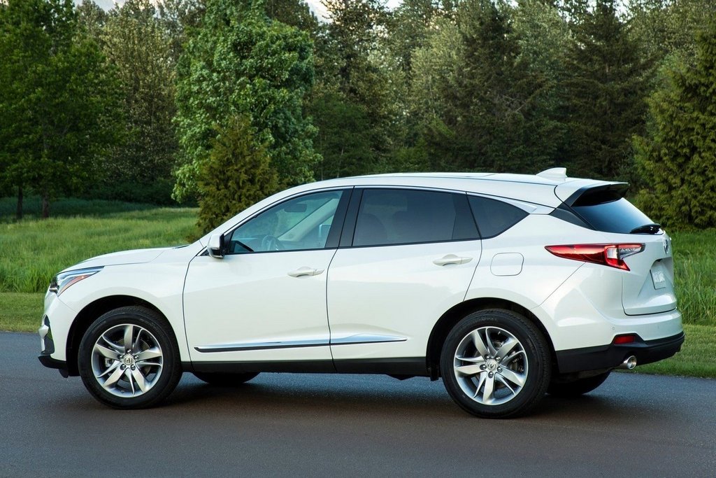 Обзор третьего поколения кроссовера Acura RDX