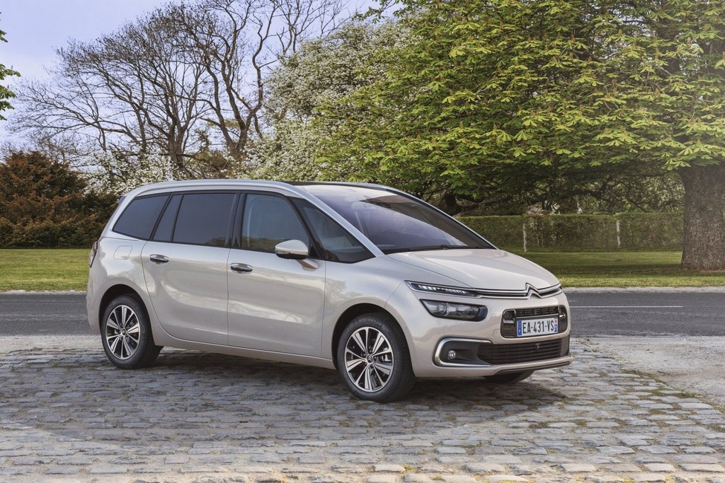 Обзор семиместного минивэна Citroen Grand C4 Picasso