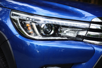 Toyota Hilux 2015- гг. Передние фары OEM V1 2015-2019 (LED, 2 шт) фото 1
