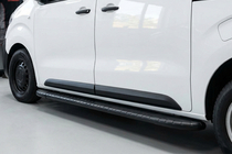 Opel Vivaro 2019- гг. Боковые пороги Bosphorus Black (2 шт., алюминий) фото 1