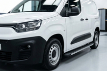 Peugeot Partner/Rifter 2019- гг. Боковые Подножки Maya V1 (2 шт., Алюминий) фото 1