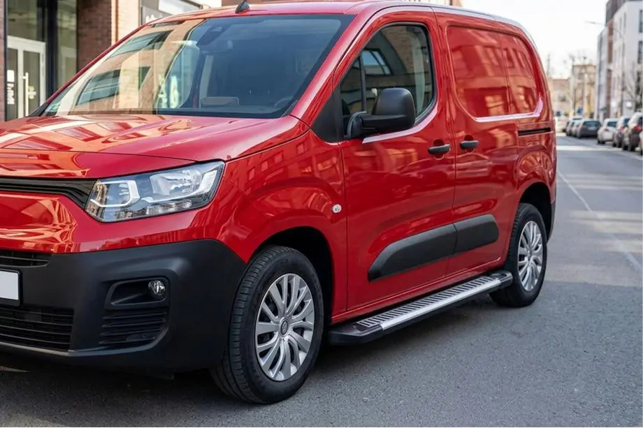 Opel Combo 2019- гг. Боковые Подножки Line (2 шт., Алюминий) Image