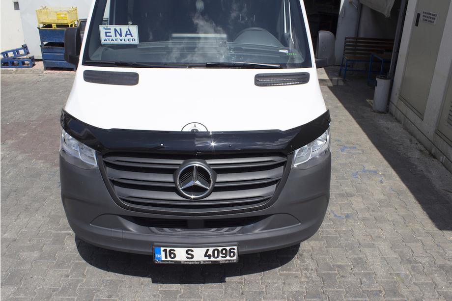 Mercedes Sprinter W907/W910 2018- гг. Дефлектор капота (EuroCap) Фото 13