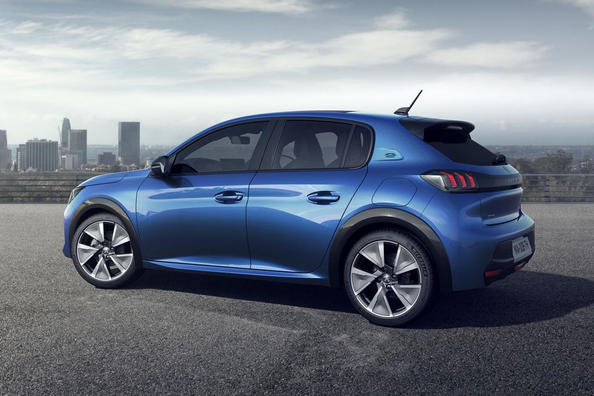 Новое поколение компактного хэтчбека Peugeot 208 фото 14