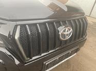 Toyota Land Cruiser Prado 150 2009-2023 гг. Решетка радиатора 2017↗ LED (Zeus Black, с черными ресницами) фото 7