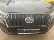 Toyota Land Cruiser Prado 150 2009-2023 гг. Решетка радиатора 2017↗ LED (Zeus Black, с черными ресницами) фото 8