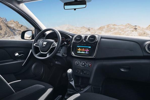 Вседорожная модификация универсала Dacia Logan MCV Stepway фото 6