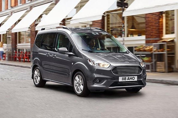 Обзор компактного минивэна Ford Tourneo Courier
