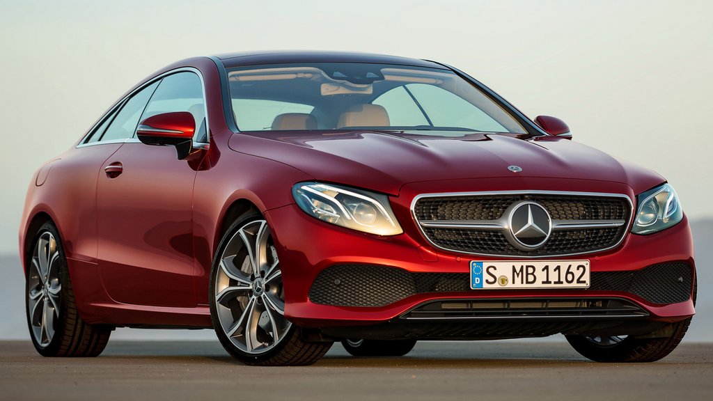 Обзор среднеразмерного купе Mercedes-Benz E-Class Coupe