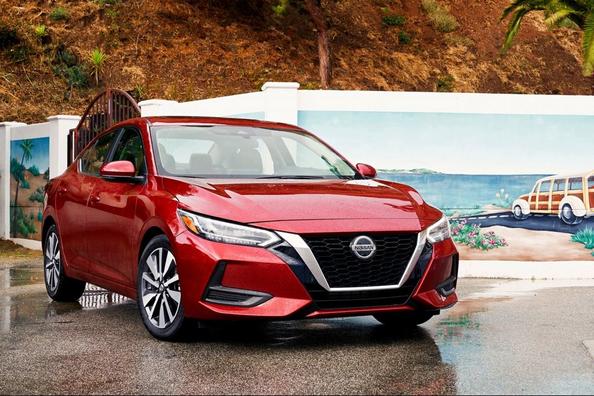 Обзор седана Nissan Sentra 2020 модельного года
