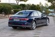 Спортивный люксовый седан Audi S8 фото 3