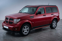 Dodge Nitro 2006-2011 гг. Боковые Подножки Maya Red (2 шт., Алюминий) фото 1