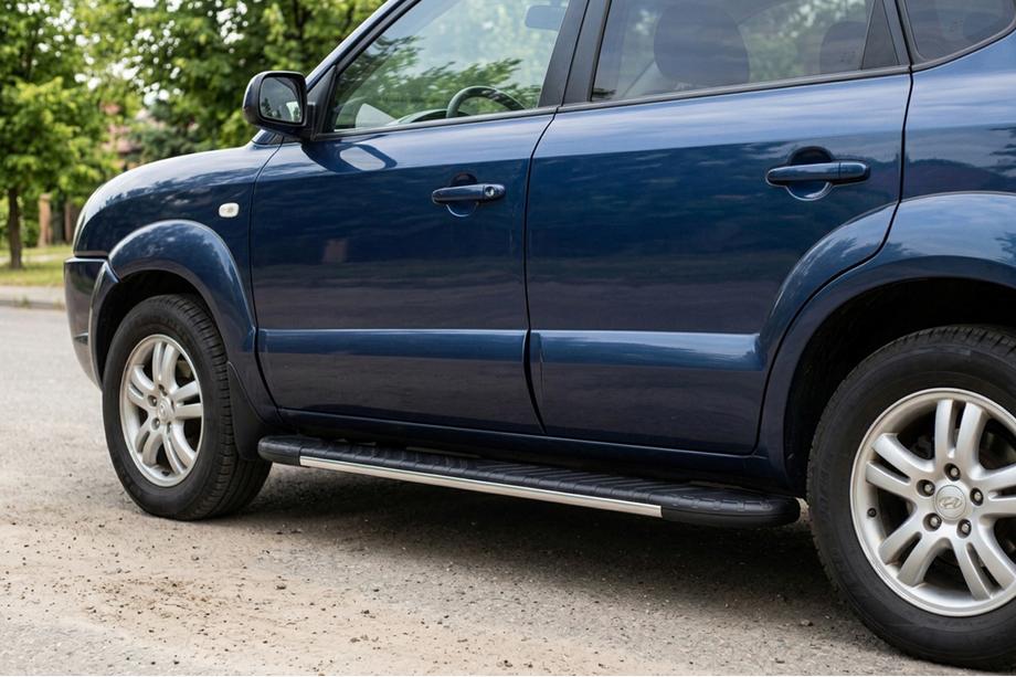 Hyundai Tucson JM 2004- гг. Боковые пороги Bosphorus Grey (2 шт., алюминий) Image
