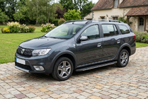 Renault Logan MCV 2013-2022 гг. Боковые пороги Bosphorus Grey (2 шт., алюминий) фото 1