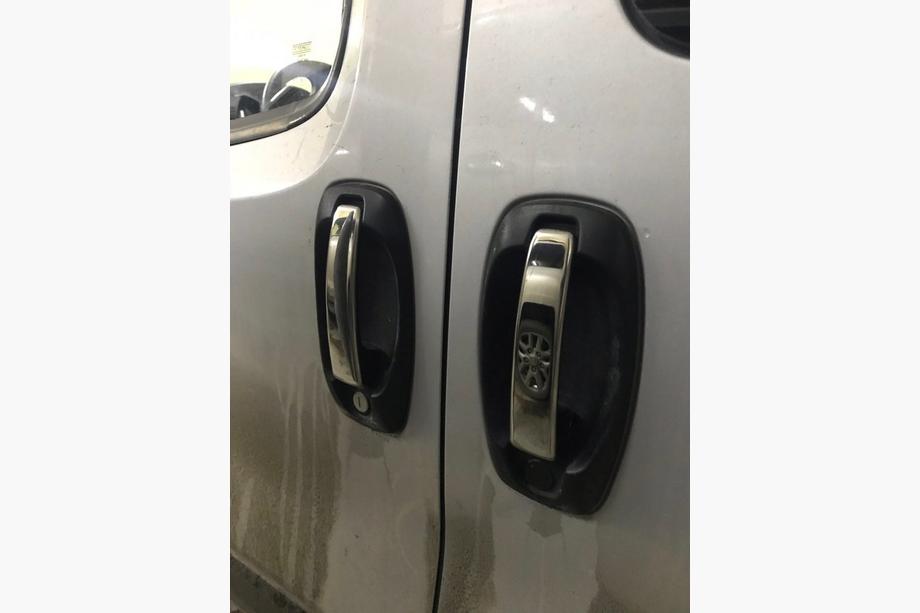 Fiat Fiorino/Qubo 2008-2024 гг. Хромированные Накладки на Ручки (4 шт., Нержавейка) Carmos - Турецкая Нержавеющая Сталь Фото 6