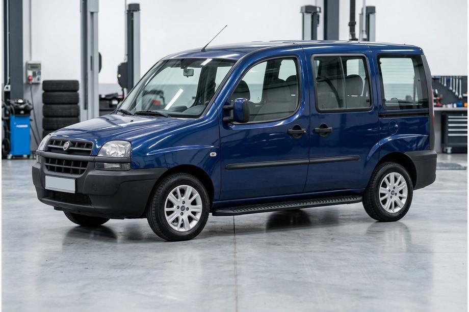 Fiat Doblo I 2001-2005 гг. Боковые Подножки Tayga Black (2 шт., Алюминий) Image