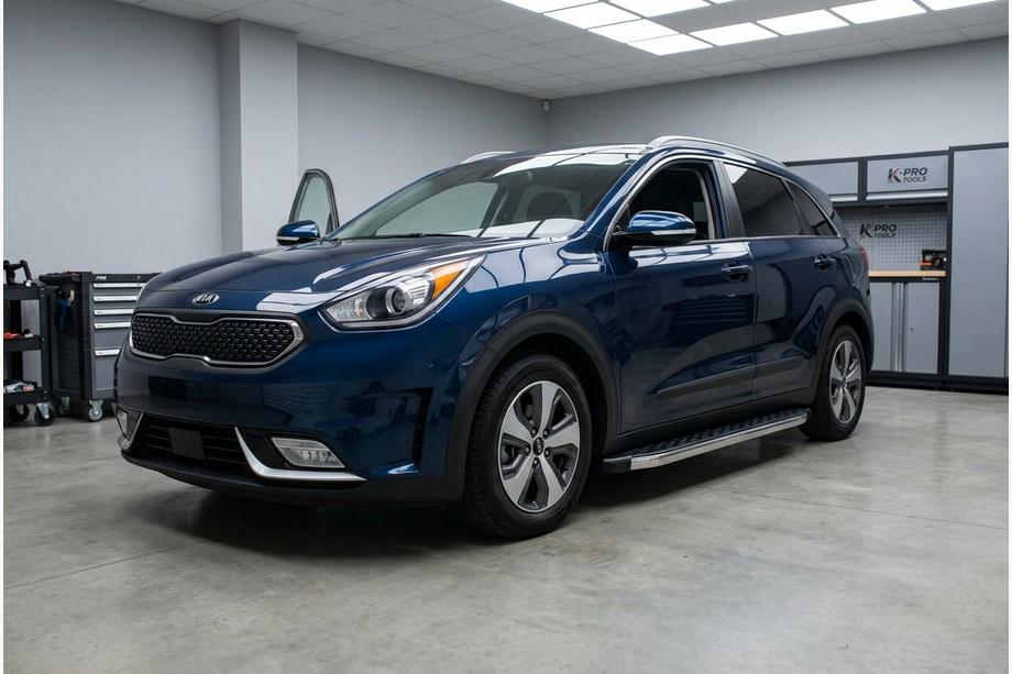 Kia Niro 2016–2021 гг. Боковые Подножки BlackLine (2 шт., Алюминий) Фото 1