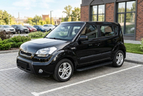 Kia Soul I 2008-2013 гг. Боковые Подножки Tayga Black (2 шт., Алюминий) фото 1