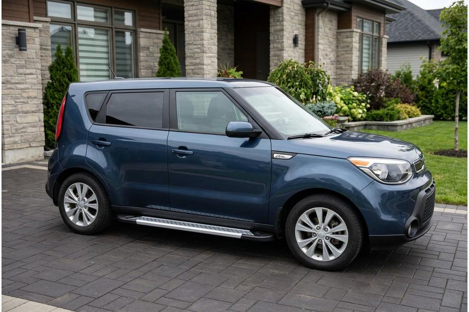 Kia Soul II 2013-2018 гг. Боковые Подножки New Vision Grey (2 шт, Алюминий) Фото 1