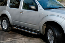 Nissan Pathfinder R51 2005-2014 гг. Боковые пороги BlackLine (2 шт., алюминий) фото 1