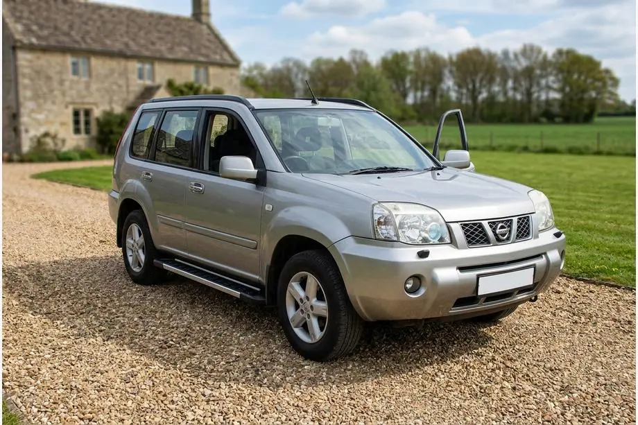 Nissan X-trail T30 2002-2007 гг. Боковые пороги RedLine V1 (2 шт., алюминий) Фото 1
