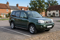 Nissan X-trail T30 2002-2007 гг. Боковые пороги RedLine Black (2 шт., алюминий) фото 1