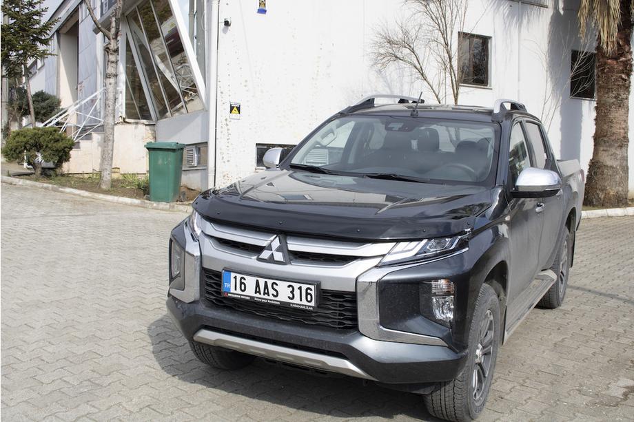 Mitsubishi L200 2015-2024 гг. Дефлектор капота (2019+, EuroCap) Фото 11