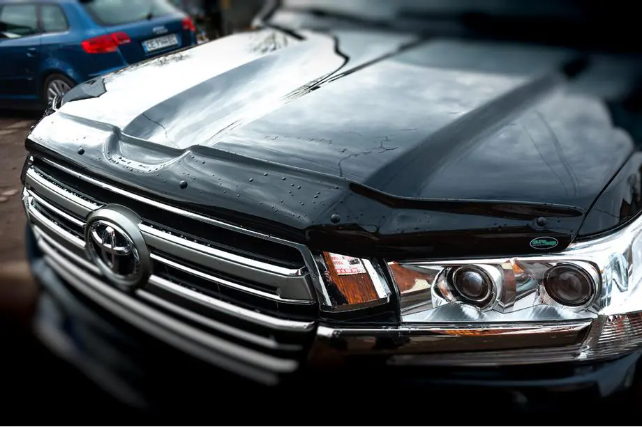 Toyota Land Cruiser 200 2007-2021 гг. Дефлектор капота 2015+ (EuroCap) Image