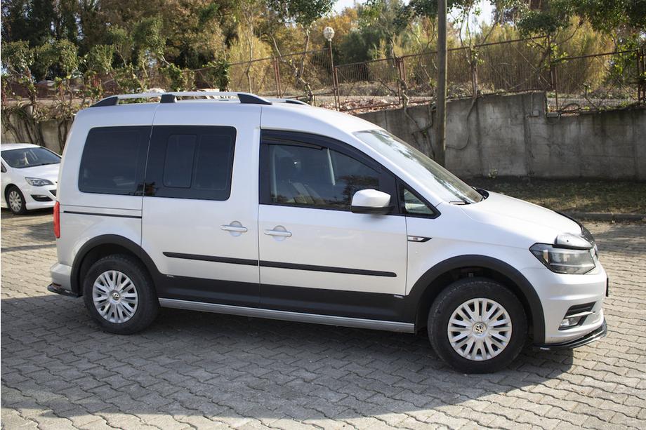 Volkswagen Caddy 2015-2020 гг. Комплект молдингов и расширителей арок Фото 5