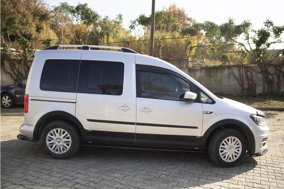 Volkswagen Caddy 2015-2020 гг. Комплект молдингов и расширителей арок Фото 40
