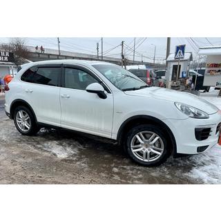 Ветровики с хромированной полосой (4 шт, HIC) Porsche Cayenne 2010-2017 гг. фото 3
