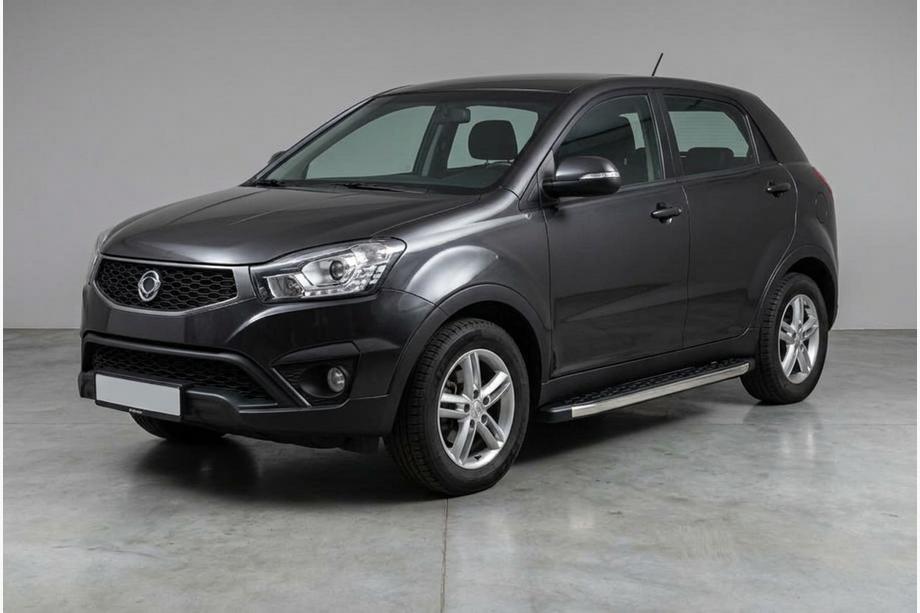 SsangYong Korando 2010-2019 гг. Боковые Подножки BlackLine (2 шт., Алюминий) Image