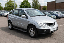 SsangYong Action 2005-2018 гг. Боковые Подножки Tayga Black (2 шт., Алюминий) фото 1