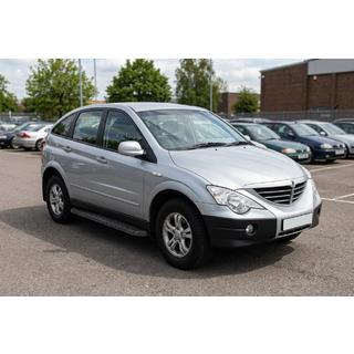 Боковые Подножки Tayga Black (2 шт., Алюминий) SsangYong Action 2005-2018 гг. фото 1